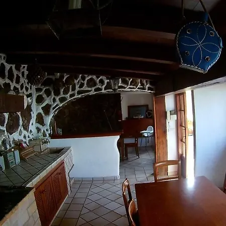 Necho Willa La Orotava