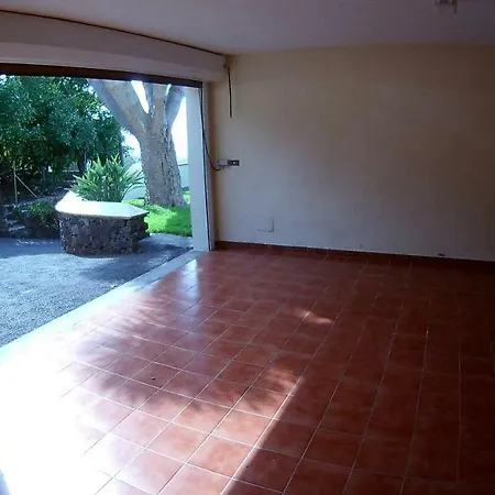 Necho Willa La Orotava